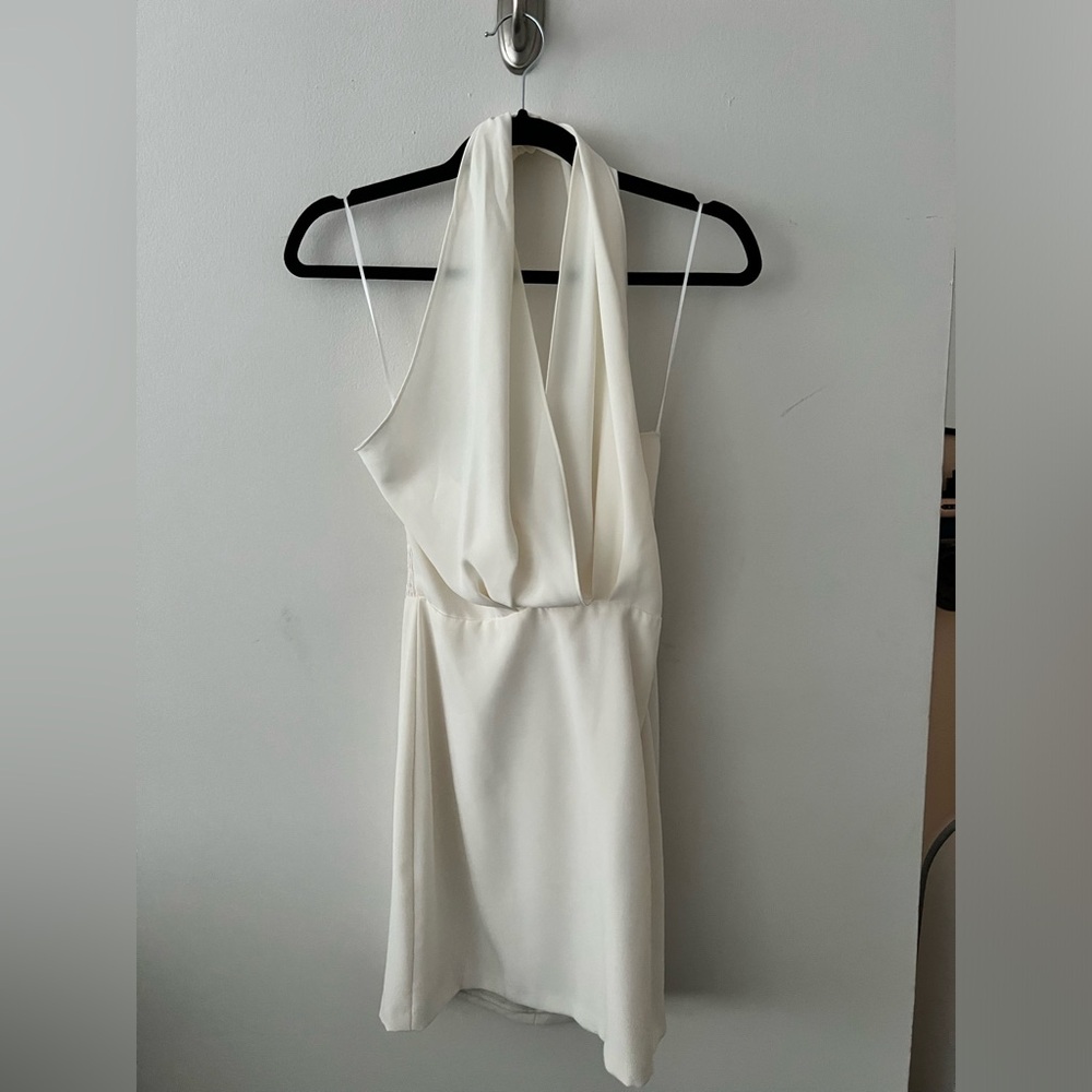 AMANDA UPRICHARD WHITE HALTER DRESS